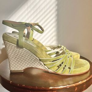 ALFANI - Green Strapped Wedge Heels